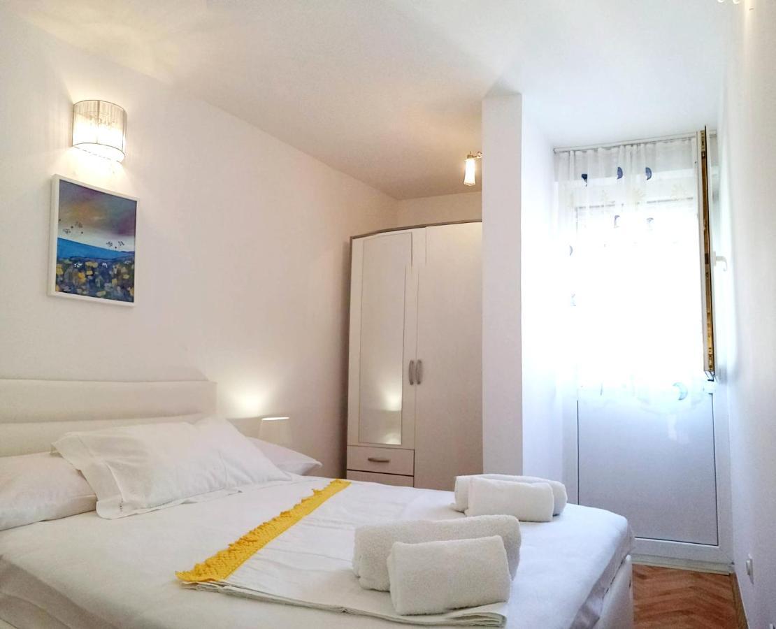 Newly Renovated Apartment "Marin" In The Center! Omiš Εξωτερικό φωτογραφία