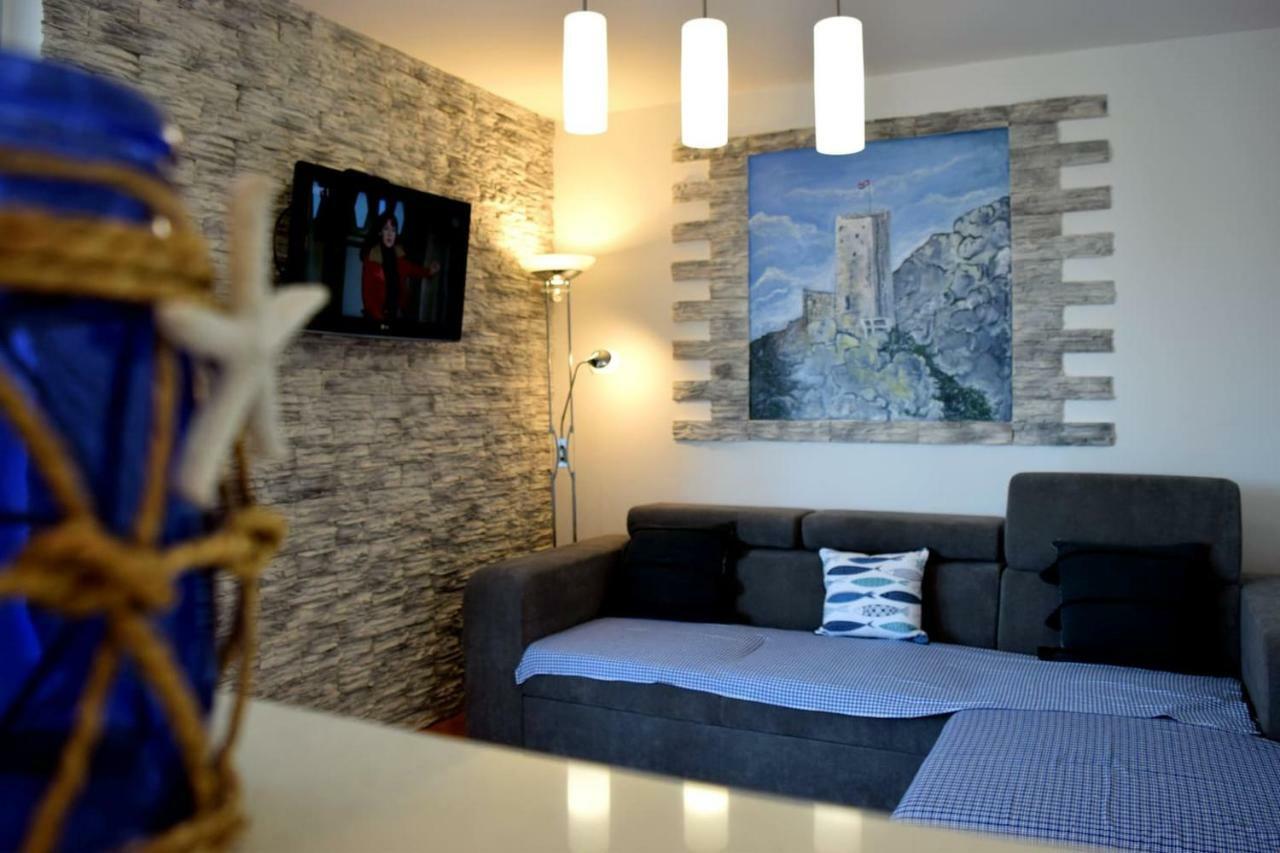 Newly Renovated Apartment "Marin" In The Center! Omiš Εξωτερικό φωτογραφία