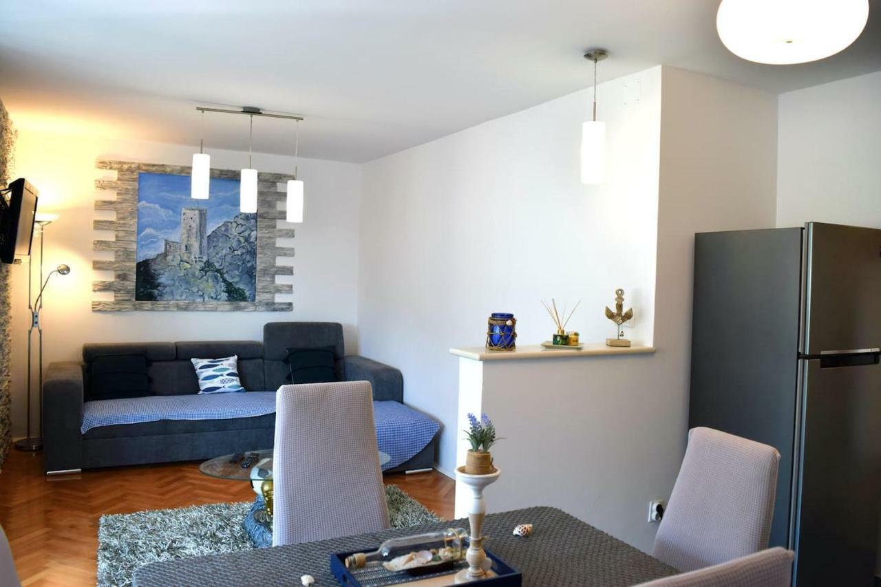 Newly Renovated Apartment "Marin" In The Center! Omiš Εξωτερικό φωτογραφία