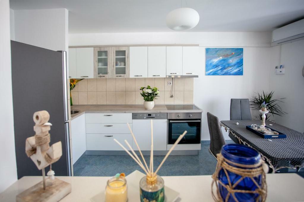 Newly Renovated Apartment "Marin" In The Center! Omiš Εξωτερικό φωτογραφία